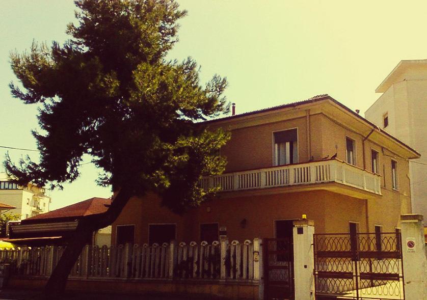 B&B Amerigo Vespucci Пескара Екстериор снимка